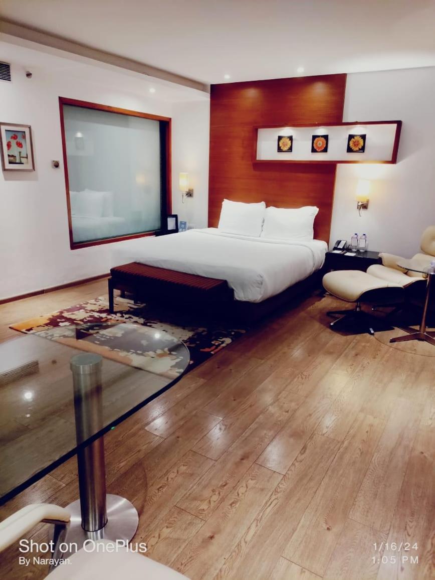 Country Inn&Suites By Radisson Navi Mumbai Bagian luar foto
