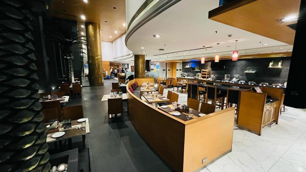 Country Inn&Suites By Radisson Navi Mumbai Bagian luar foto