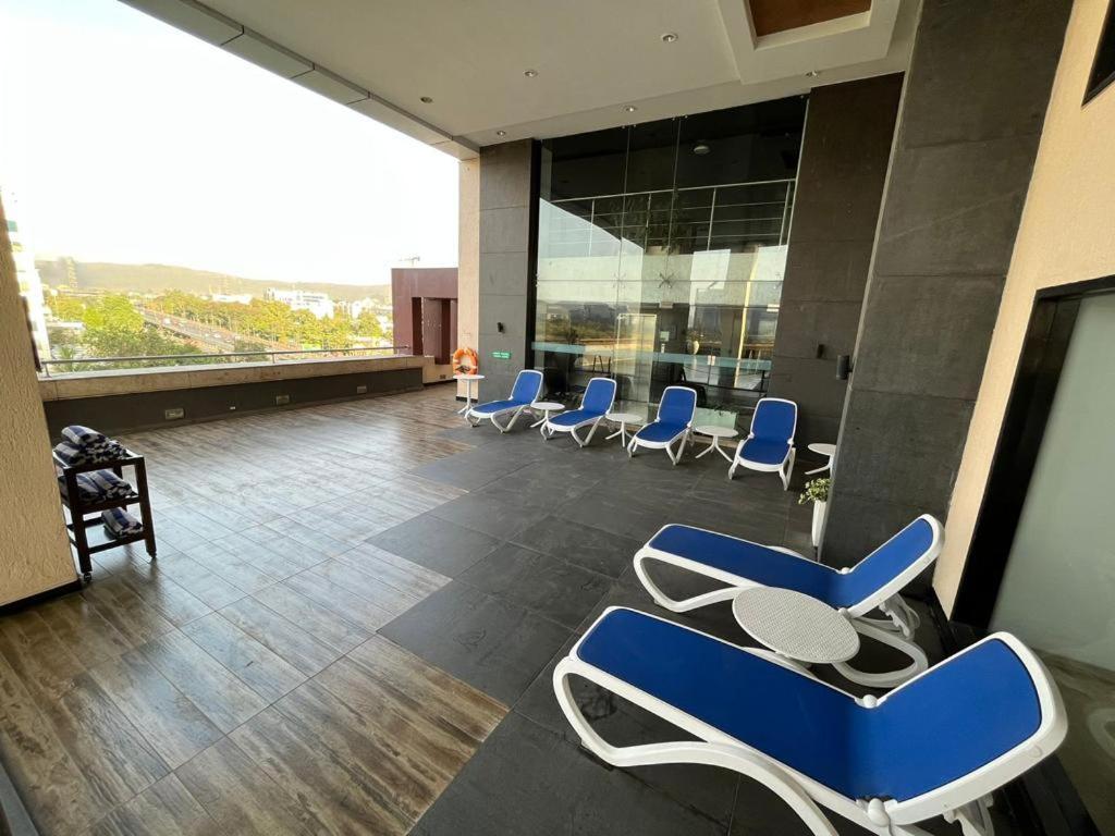 Country Inn&Suites By Radisson Navi Mumbai Bagian luar foto
